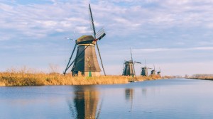 Delve into the famous windmills of Kinderdijk with Jan-Willem de Winter