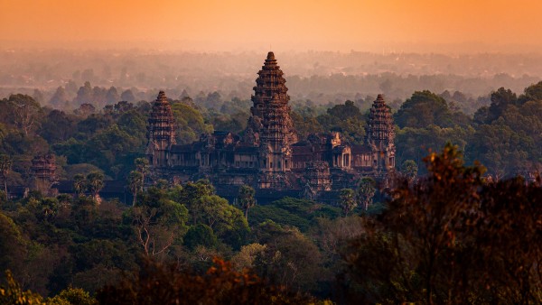 Uncover the highlights of Cambodia and Vietnam with Joost Ouendag