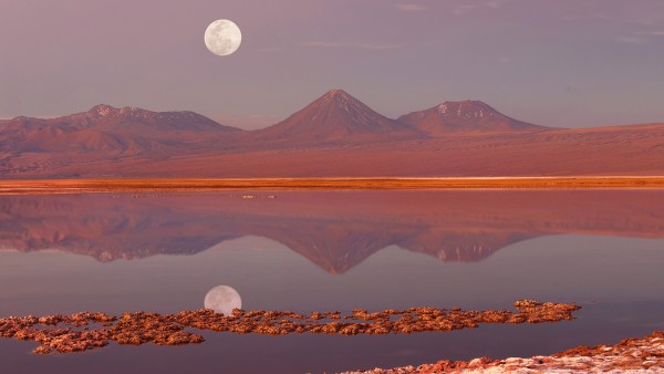 Hear why the Atacama Desert is a top stargazing spot with astronomer Gary Fildes