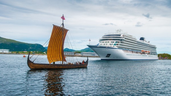 Uncover the technology behind the original Viking longships with Karine Hagen