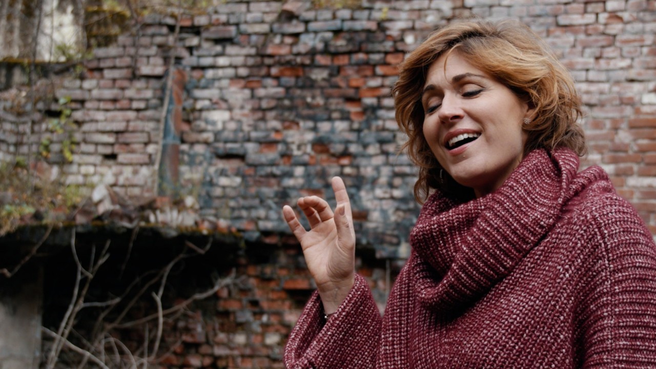 Sissel Sundays: Live and Love While You Dare)