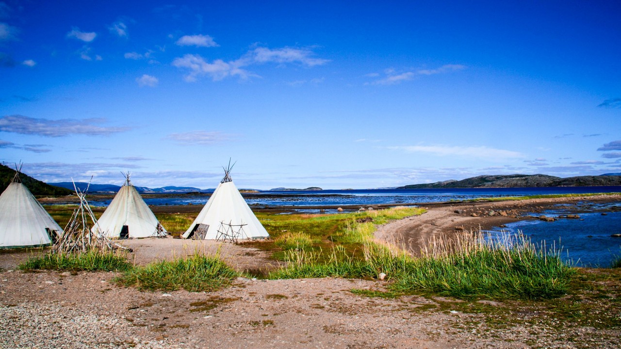 At home in Northern Norway with Risten and the Sami people)