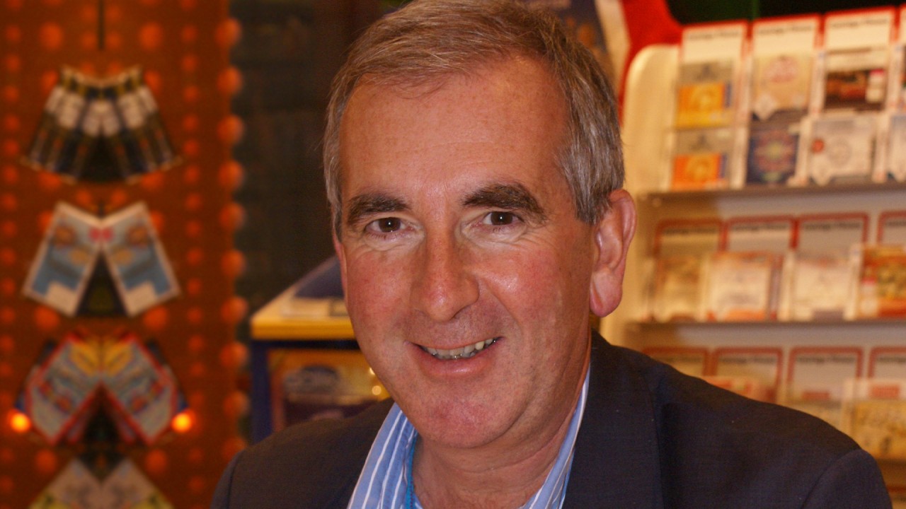 Anne Diamond interviews Author, Robert Harris)
