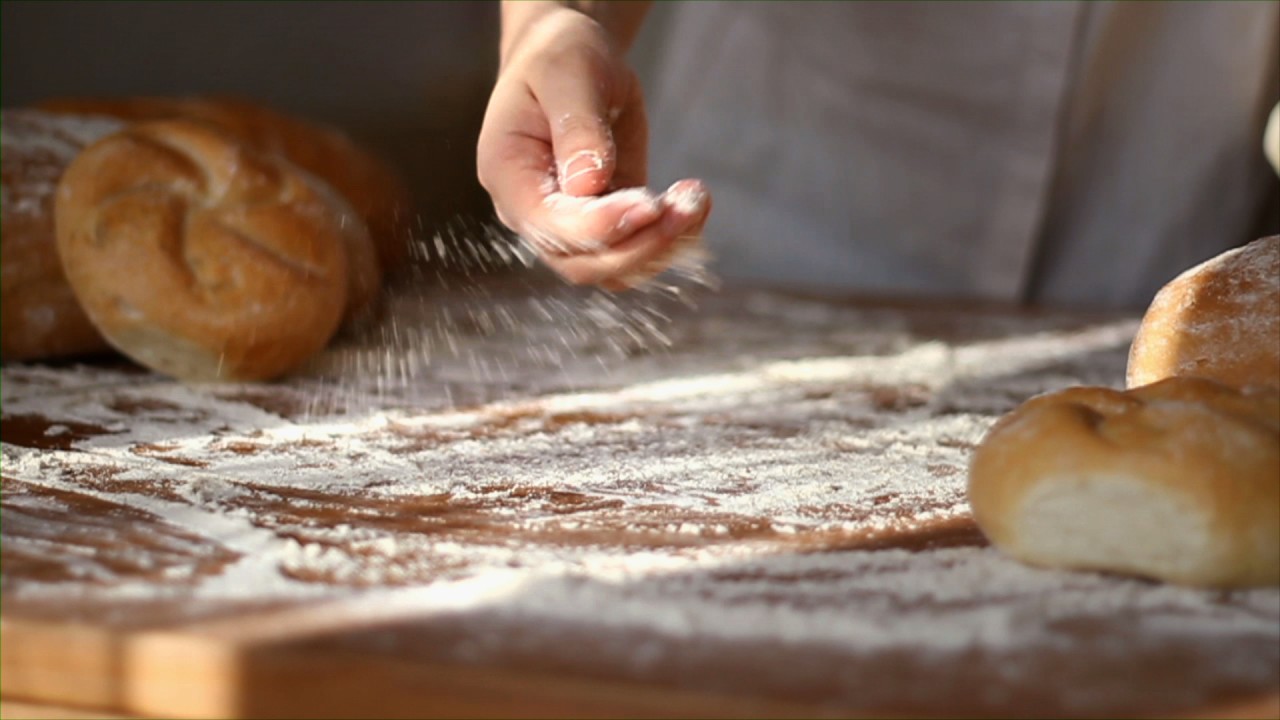 Cooking with Karine: Bread in Portugal)