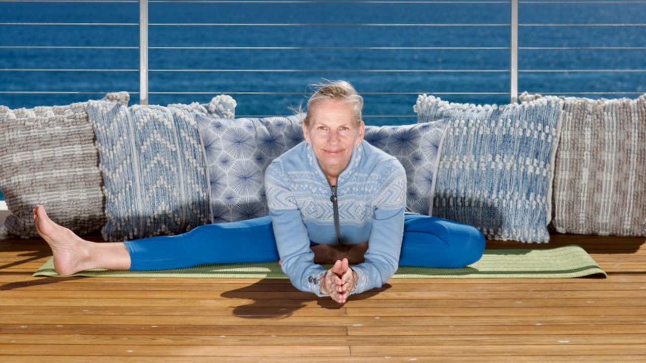 Yoga: Gentle stretches with Mona Therese)