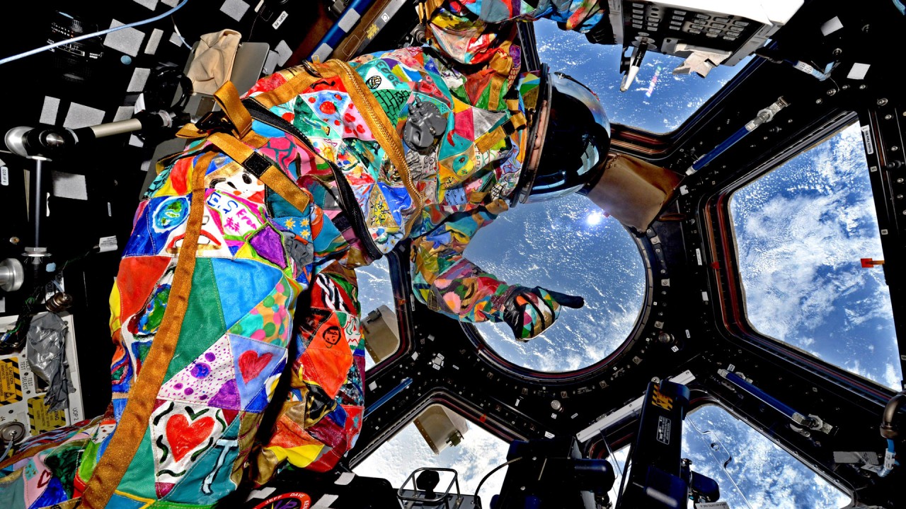 Alastair Miller in conversation with Space for Art Founders Nicole Stott and Maria Lanas)