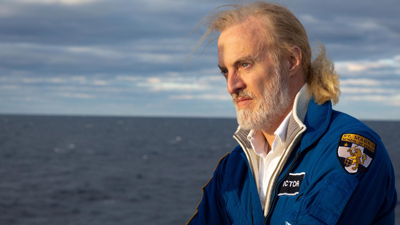 Anne Diamond interviews Guinness World Record holder Victor Vescovo)