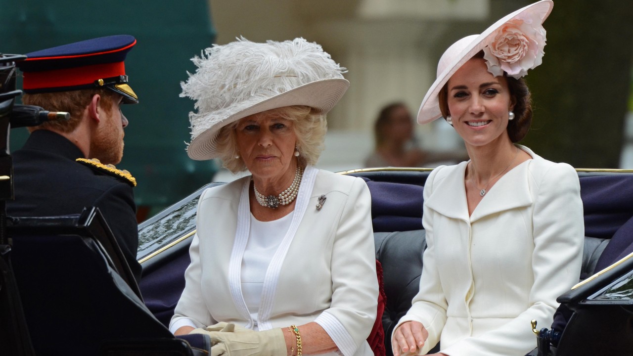 Find fashion inspiration with designer Charlotte Smith)