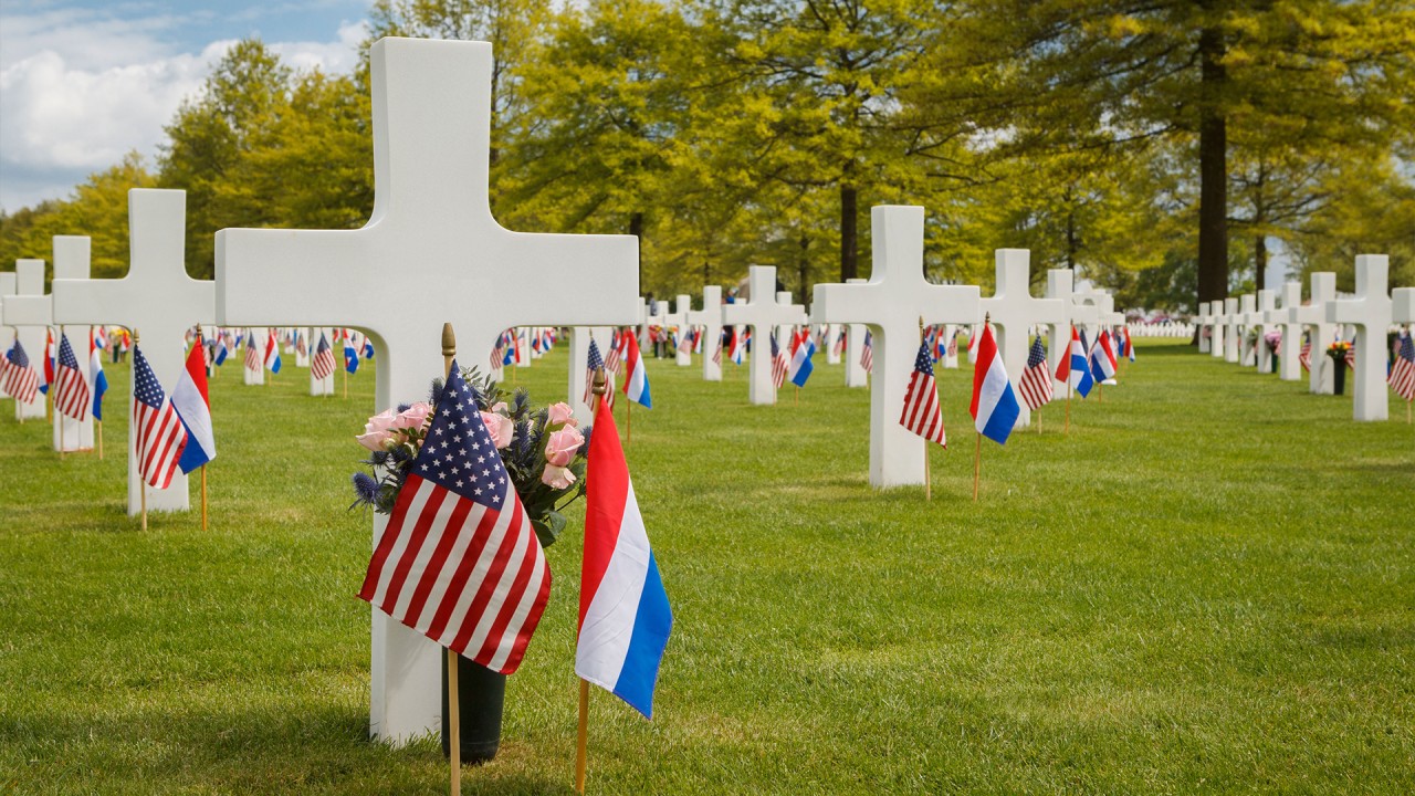 Karine Explores: Remembering World War II)