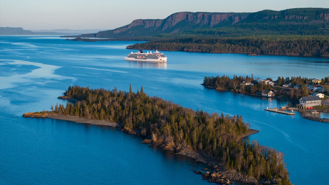 Delve into the wonders of North America's Great Lakes)