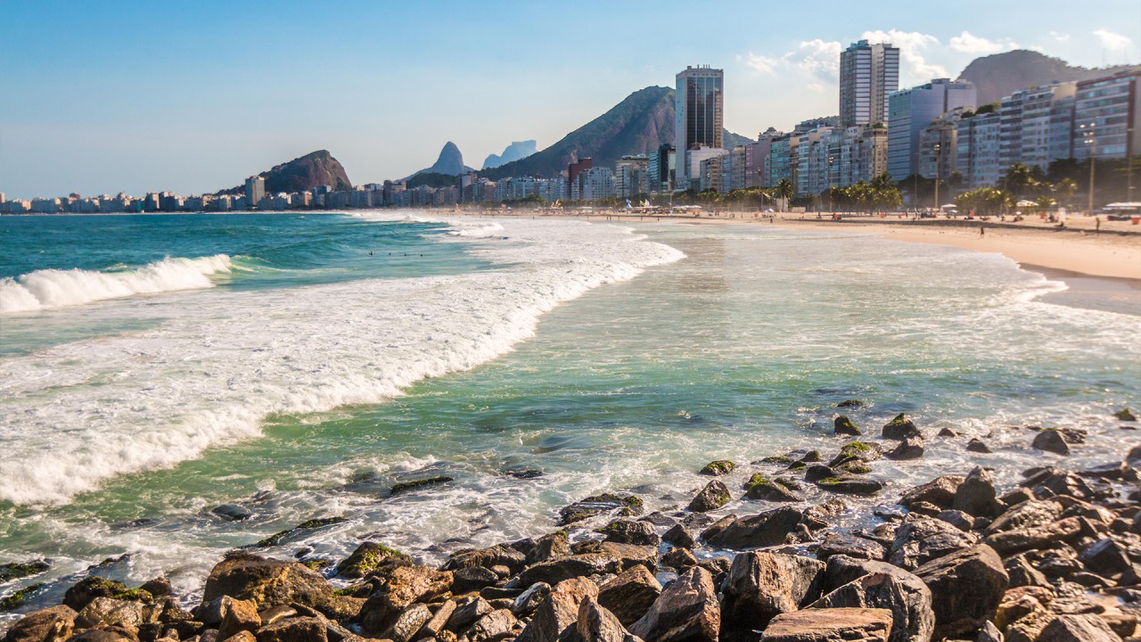 Discover the highlights of Rio de Janeiro with a local guide